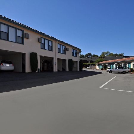 马琳伍德套房酒店 诺瓦托 外观 照片